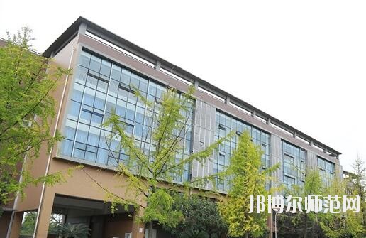郫縣友愛職業技術幼兒師范學校2018年報名條件、招生對象