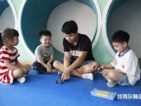 甘肅2020年男生讀幼師學校學什么專業好